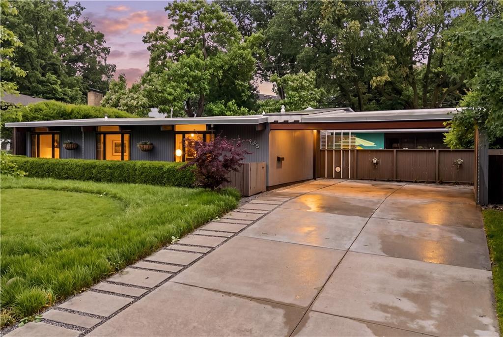 Listing Photo MLS #HMS2621519