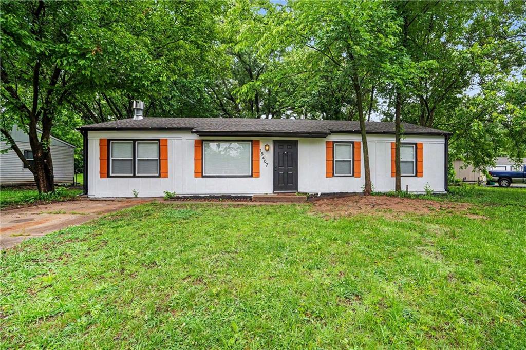 Listing Photo MLS #HMS2621529