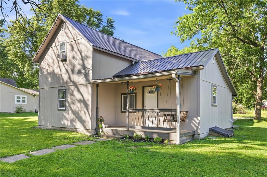 Listing Photo MLS #HMS2621532