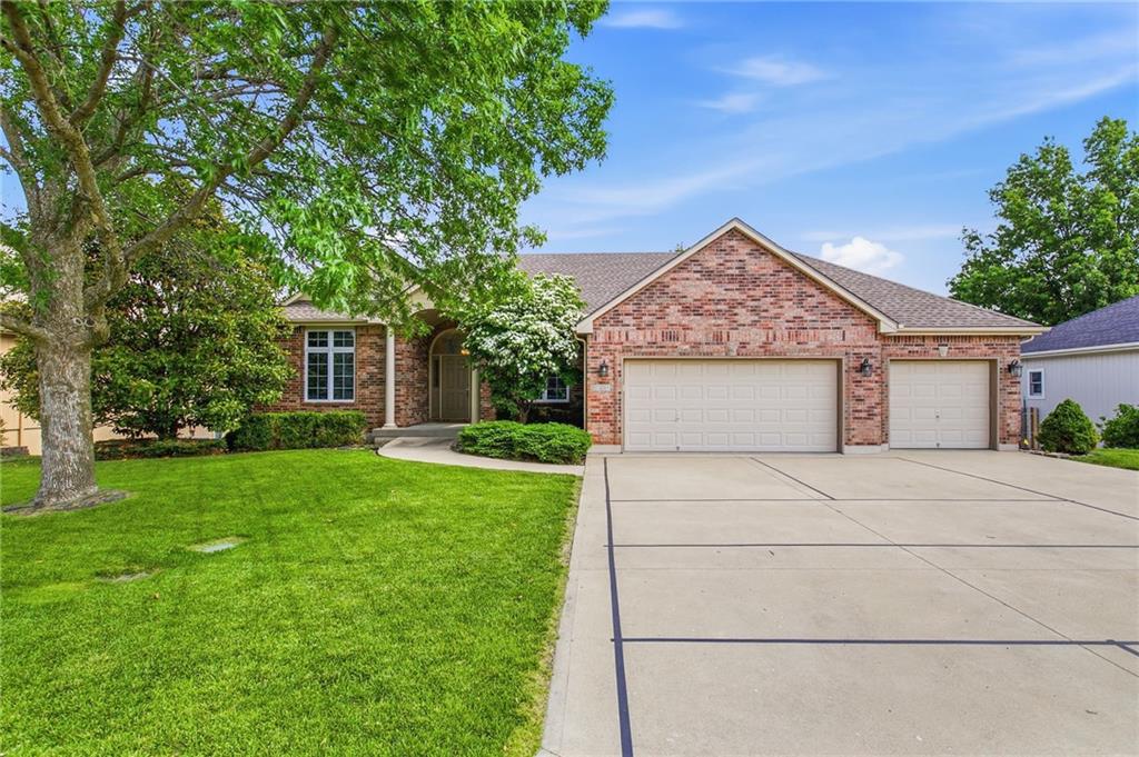 Listing Photo MLS #HMS2621589