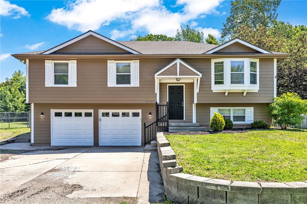 Listing Photo MLS #HMS2621599