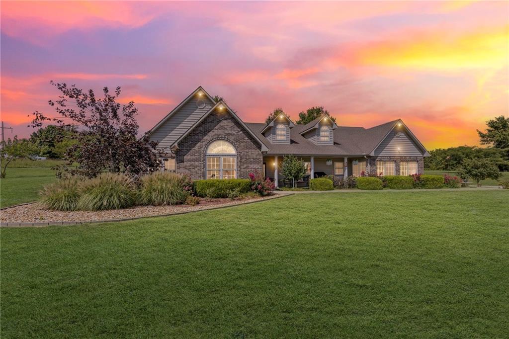 Listing Photo MLS #HMS2621620