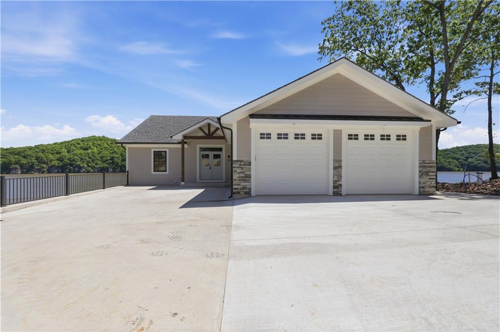 Listing Photo MLS #HMS2621624