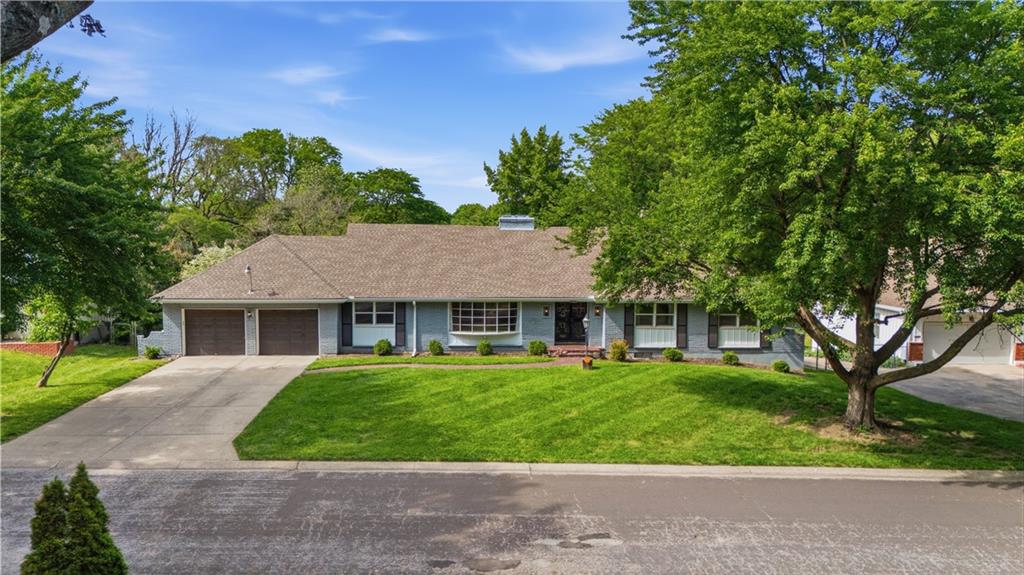 Listing Photo MLS #HMS2621645