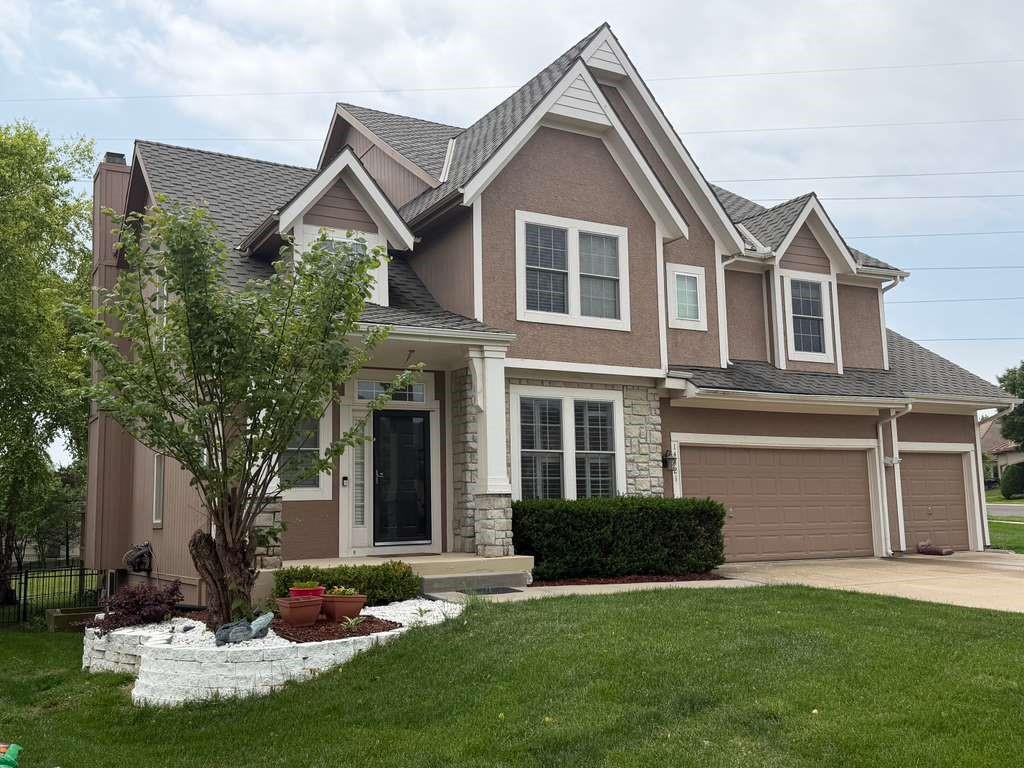 Listing Photo MLS #HMS2621676