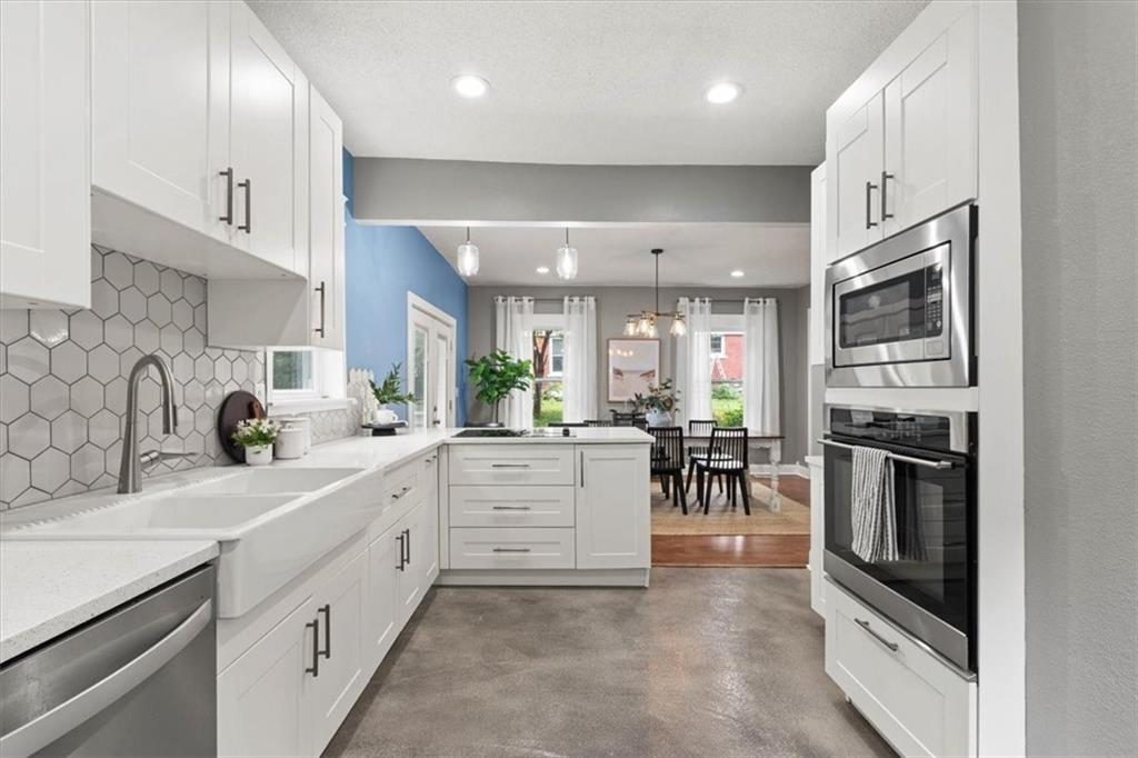 Listing Photo MLS #HMS2621677