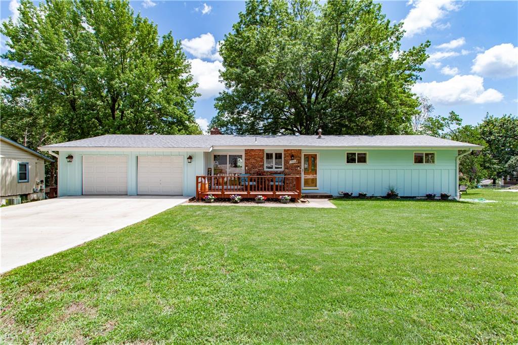 Listing Photo MLS #HMS2621722