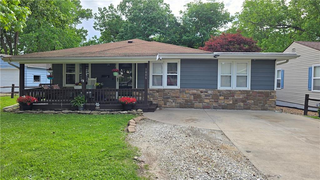 Listing Photo MLS #HMS2621723