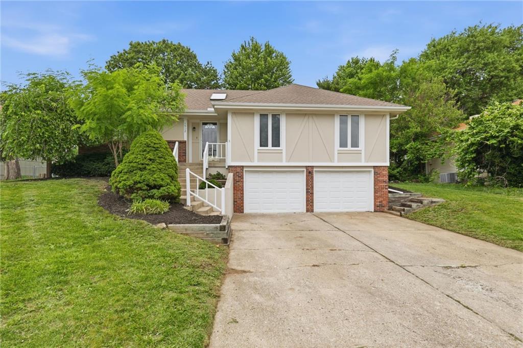 Listing Photo MLS #HMS2621743