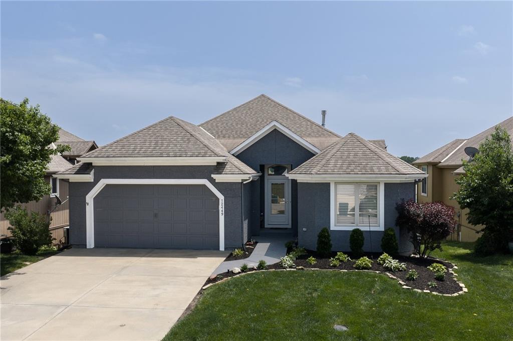 Listing Photo MLS #HMS2621754