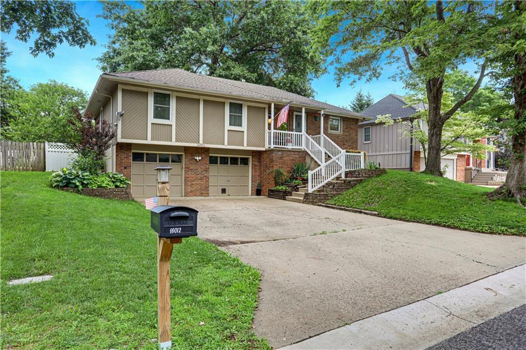 Listing Photo MLS #HMS2621761
