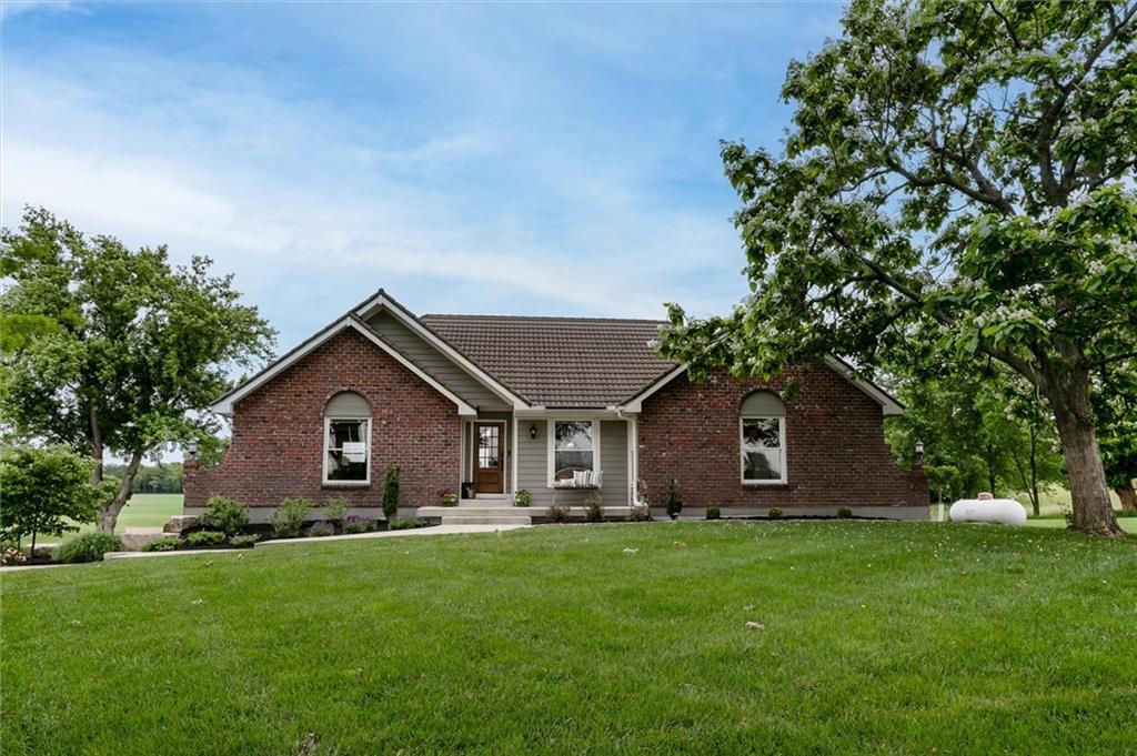 Listing Photo MLS #HMS2621784