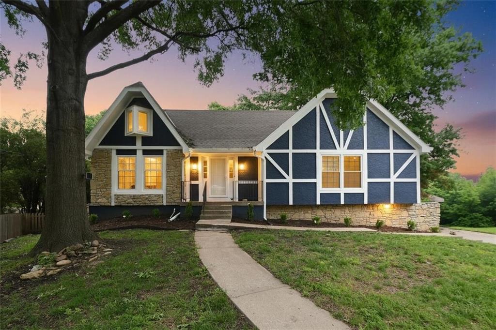 Listing Photo MLS #HMS2621847