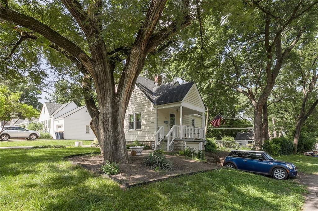 Listing Photo MLS #HMS2621868