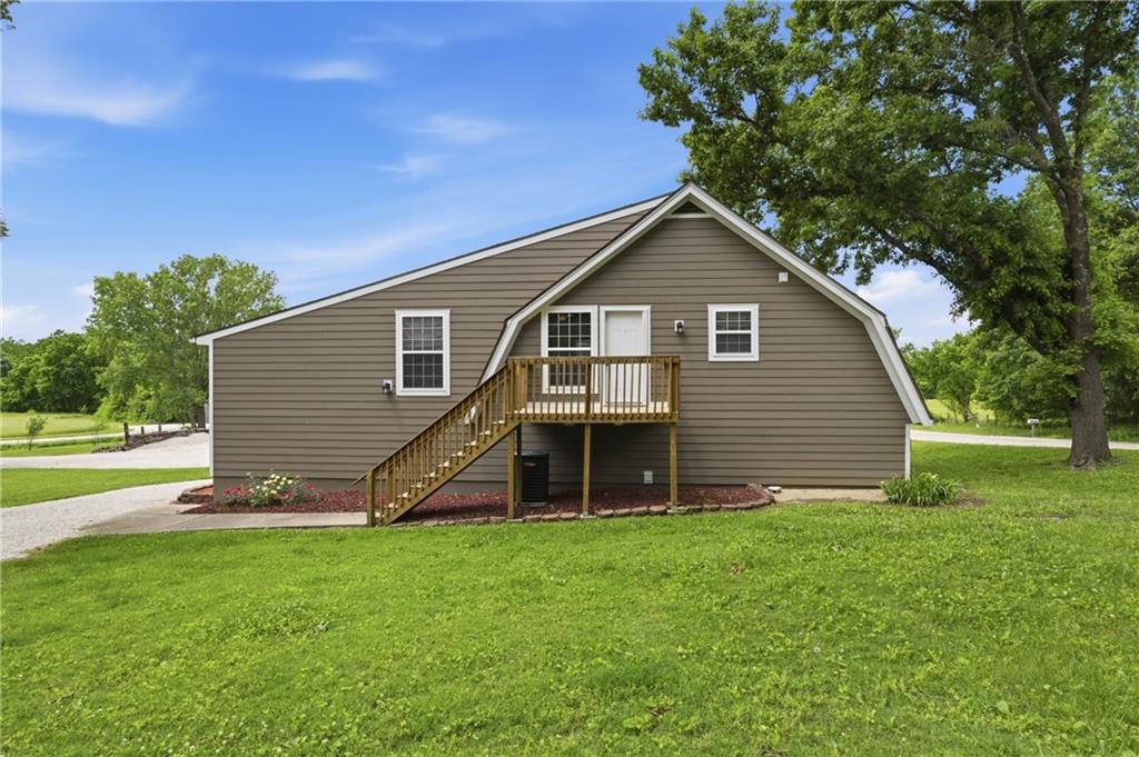 Listing Photo MLS #HMS2621877