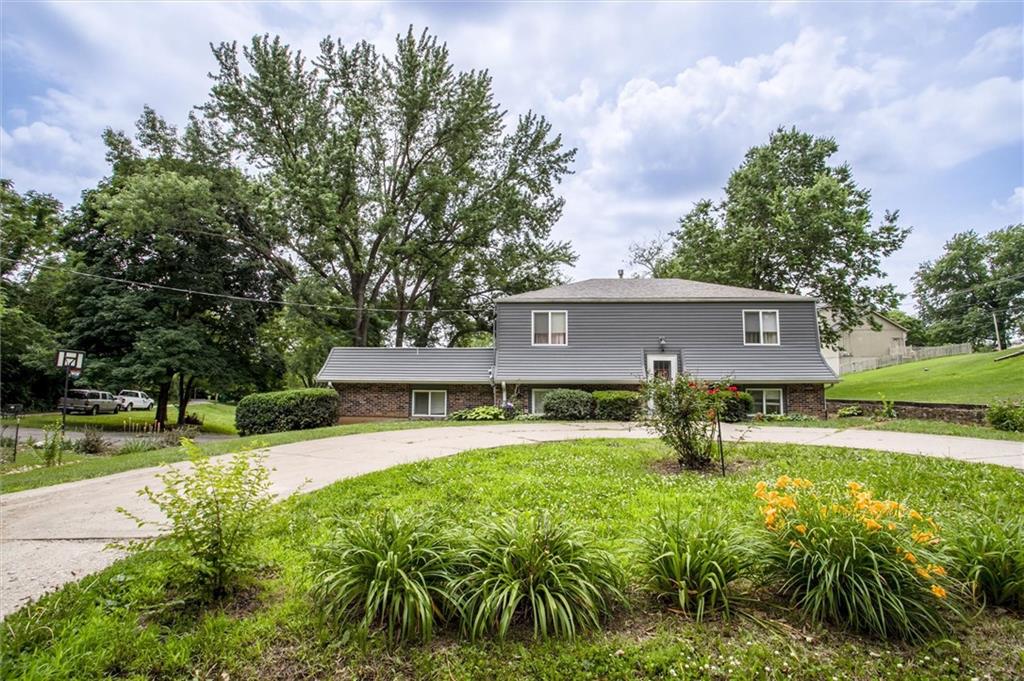 Listing Photo MLS #HMS2621882