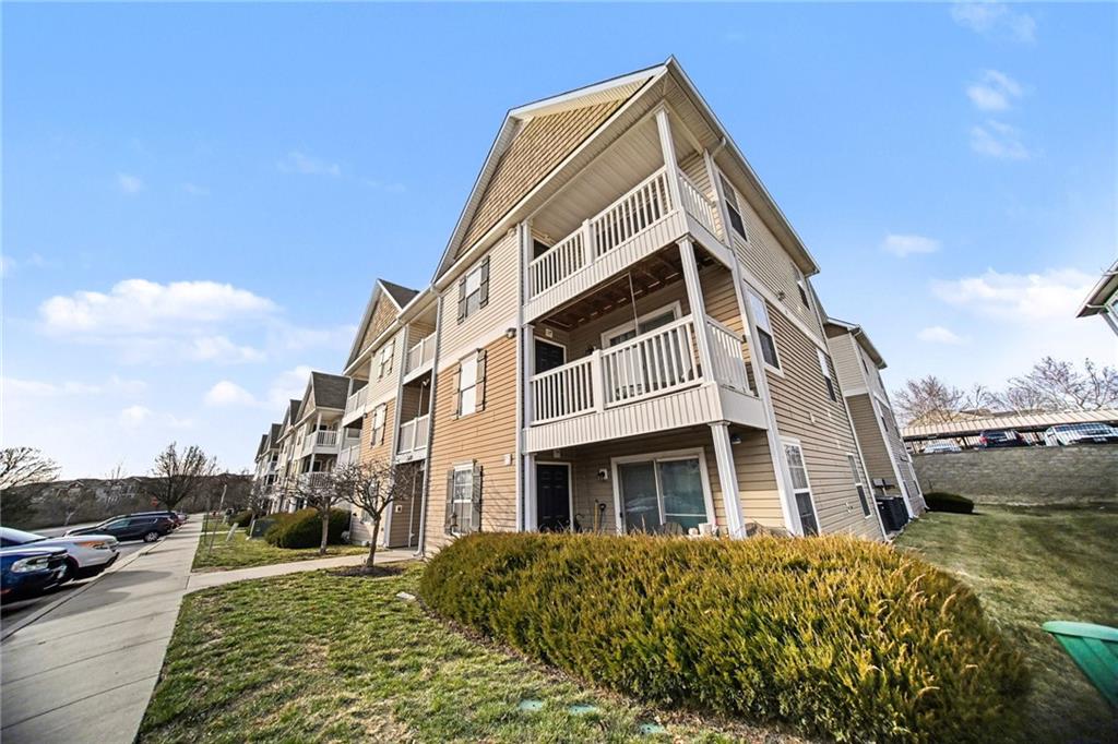 Listing Photo MLS #HMS2621896