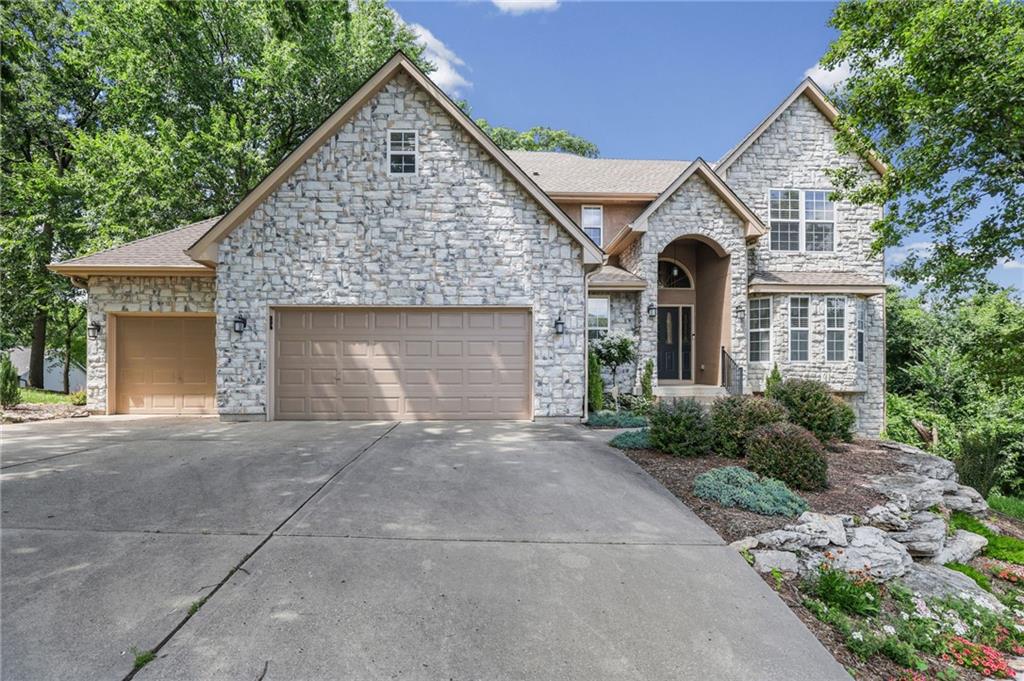 Listing Photo MLS #HMS2621923