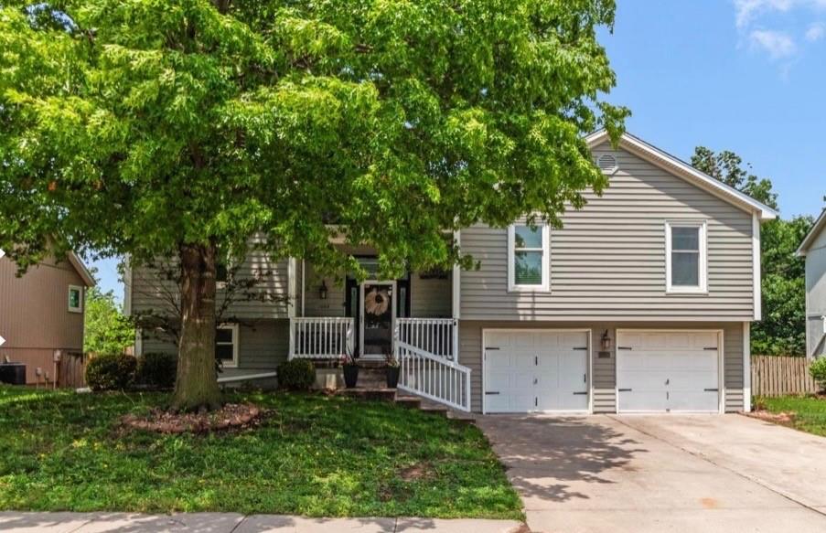 Listing Photo MLS #HMS2621935