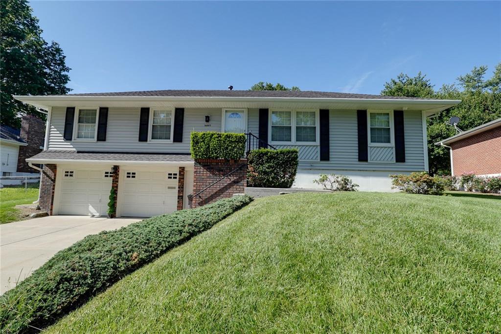 Listing Photo MLS #HMS2621940