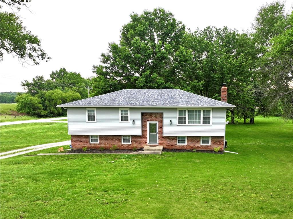Listing Photo MLS #HMS2621986