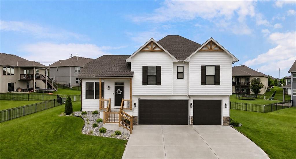 Listing Photo MLS #HMS2622022