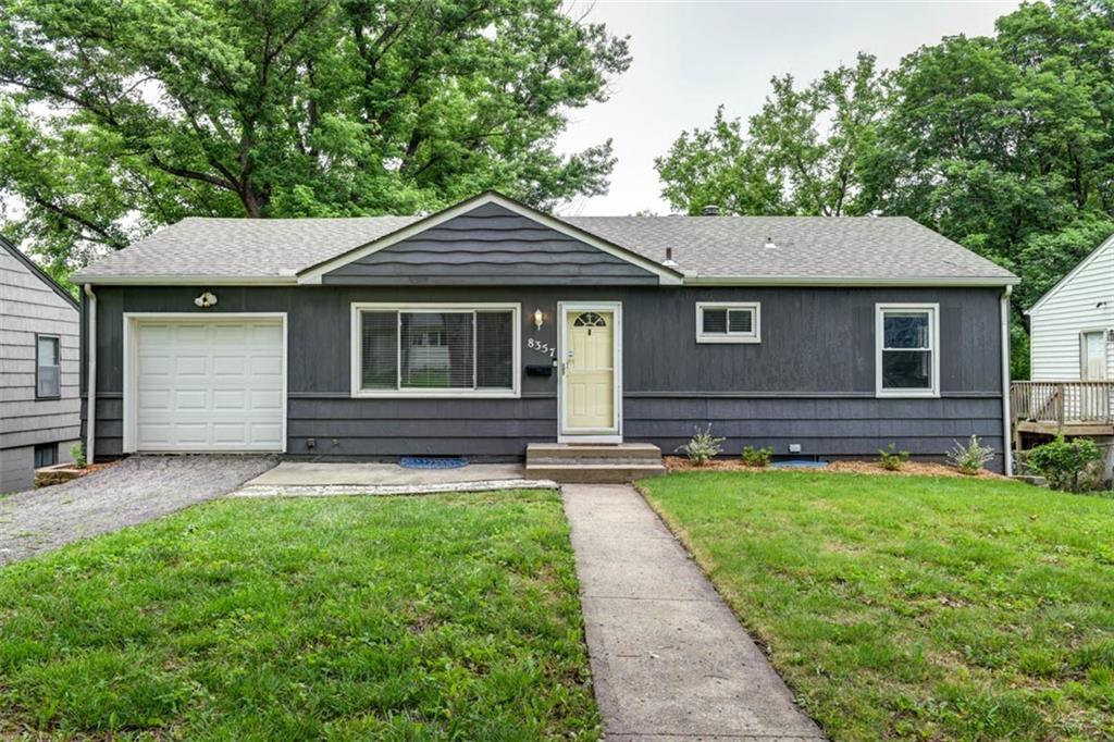 Listing Photo MLS #HMS2622047