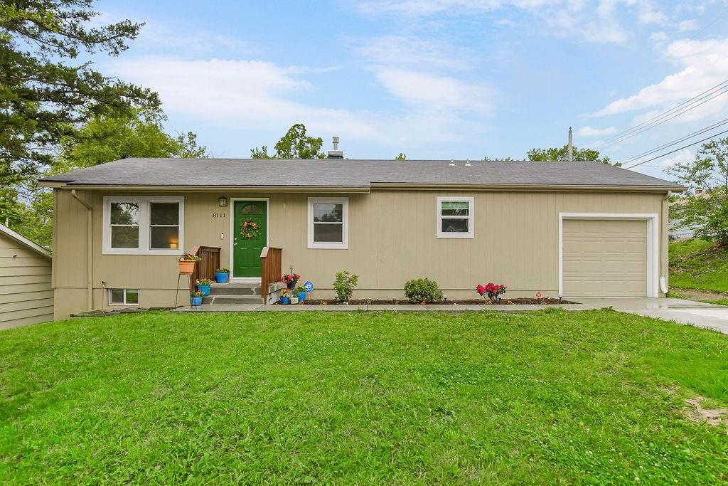 Listing Photo MLS #HMS2622072