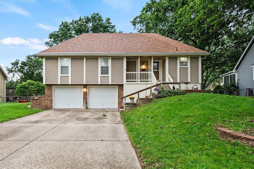Listing Photo MLS #HMS2622077