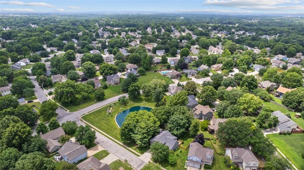 Listing Photo MLS #HMS2622101