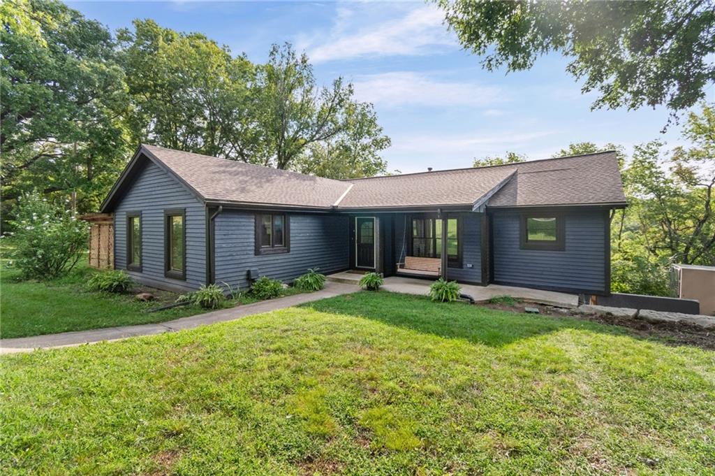 Listing Photo MLS #HMS2622125
