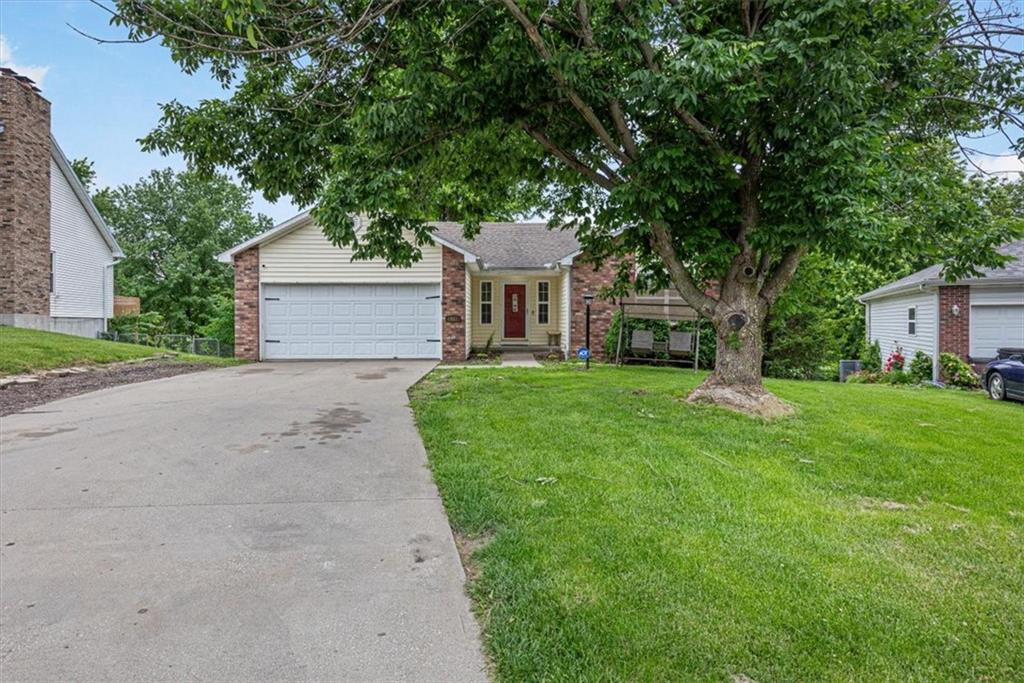 Listing Photo MLS #HMS2622203