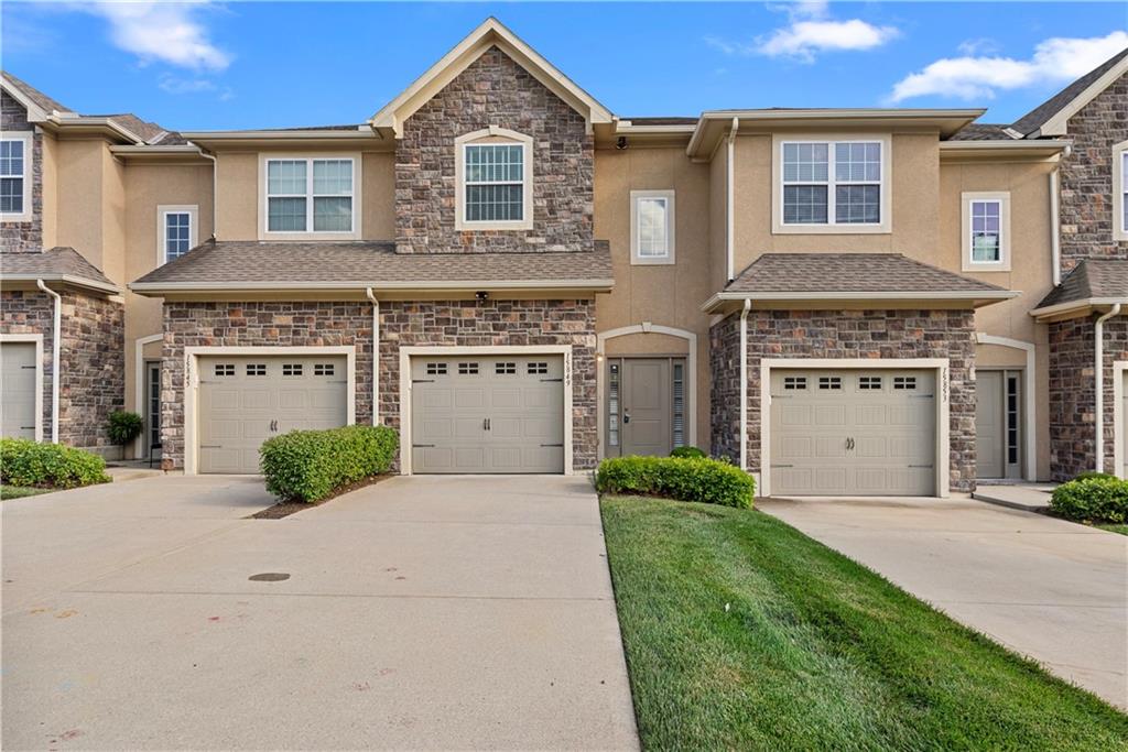 Listing Photo MLS #HMS2622204