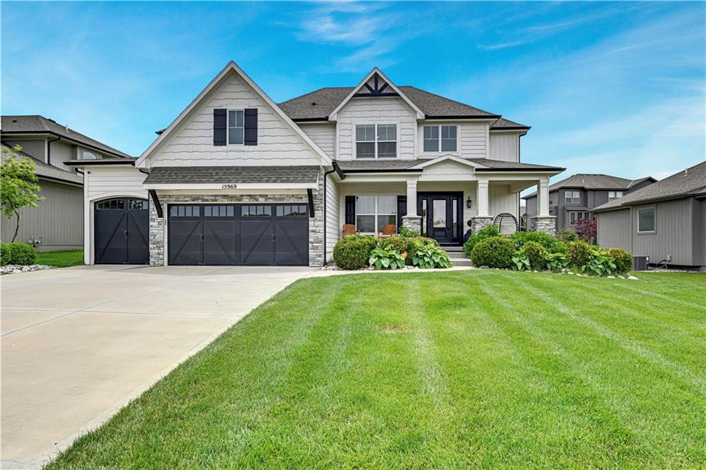 Listing Photo MLS #HMS2622220