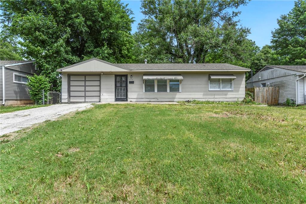 Listing Photo MLS #HMS2622243