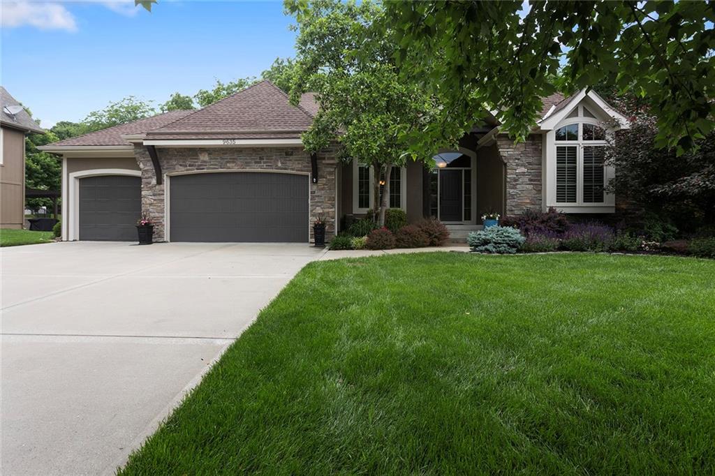 Listing Photo MLS #HMS2622256