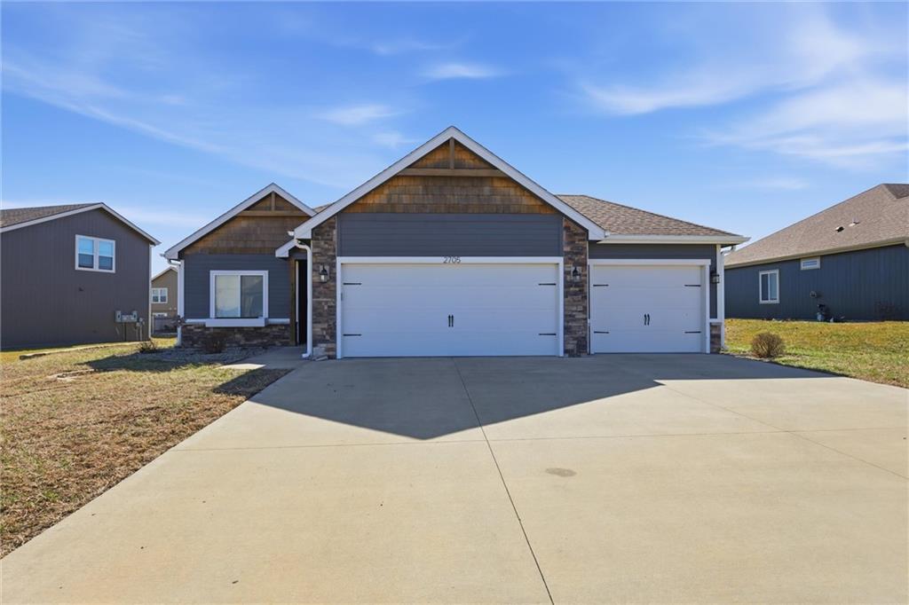 Listing Photo MLS #HMS2622329