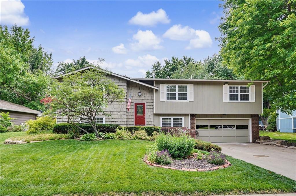 Listing Photo MLS #HMS2622408