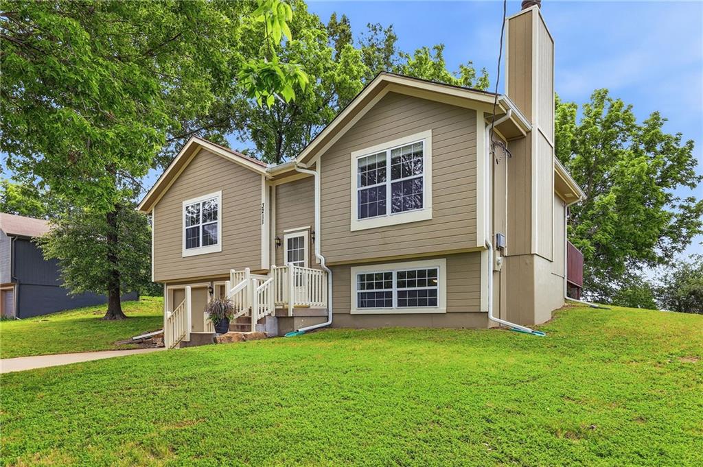 Listing Photo MLS #HMS2622448