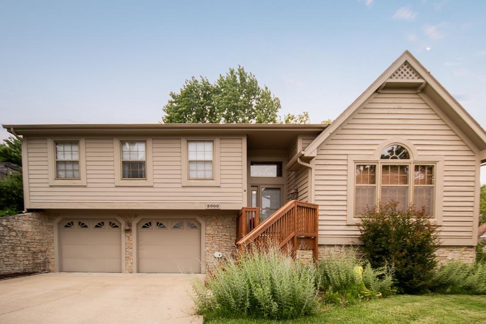 Listing Photo MLS #HMS2622464
