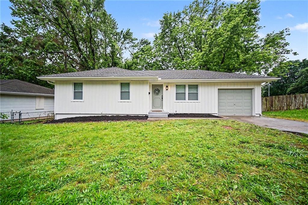 Listing Photo MLS #HMS2622575