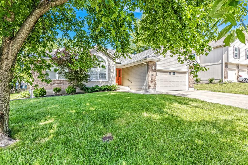 Listing Photo MLS #HMS2622585