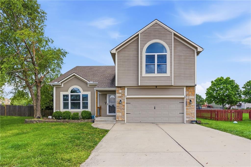 Listing Photo MLS #HMS2622602