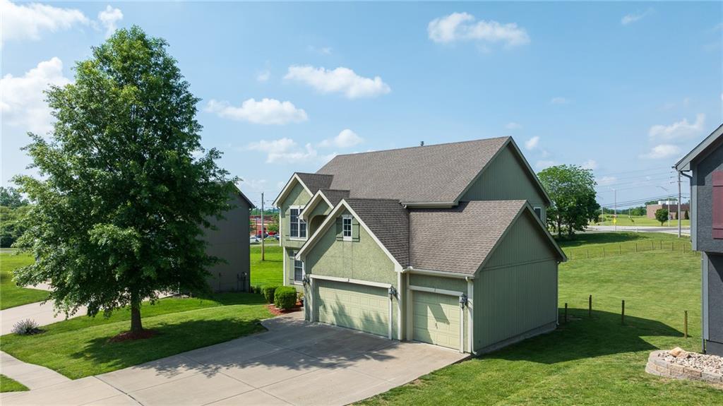 Listing Photo MLS #HMS2622681