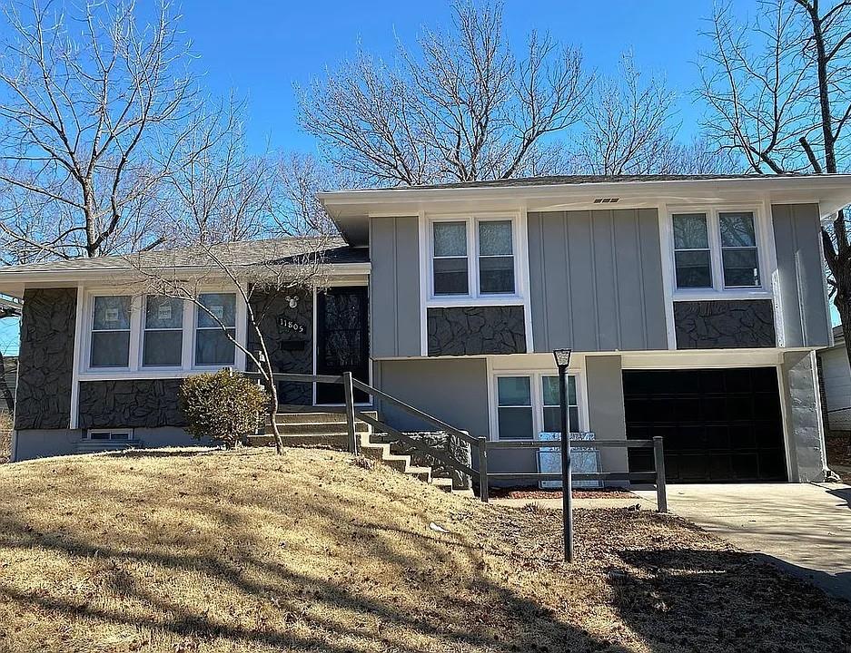 Listing Photo MLS #HMS2622704