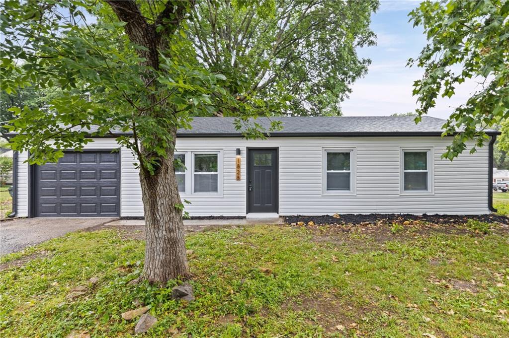 Listing Photo MLS #HMS2622758