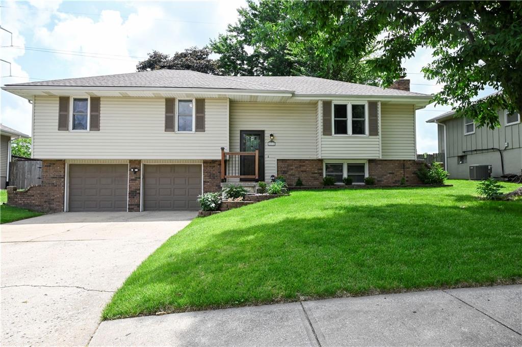 Listing Photo MLS #HMS2622775