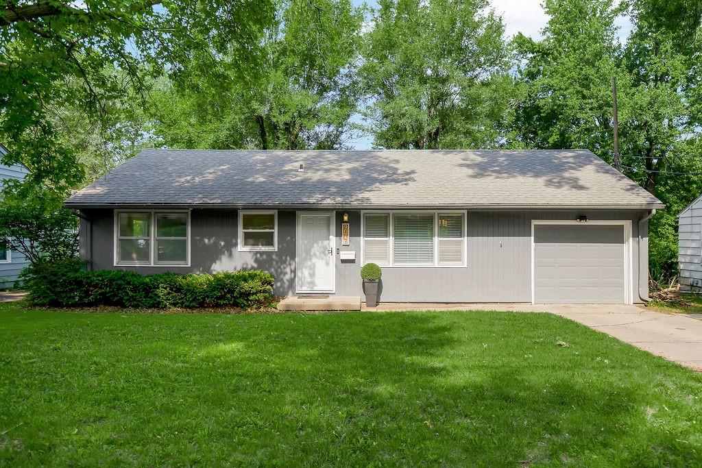 Listing Photo MLS #HMS2622778