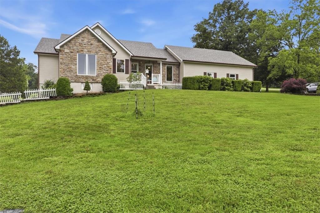 Listing Photo MLS #HMS2622814