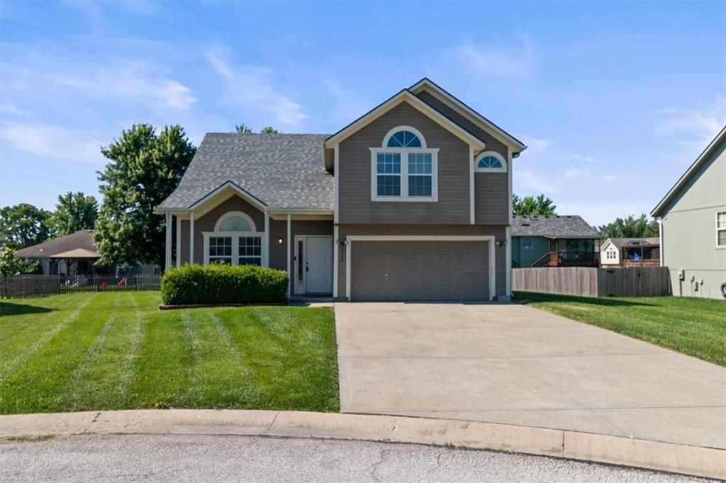 Listing Photo MLS #HMS2622901